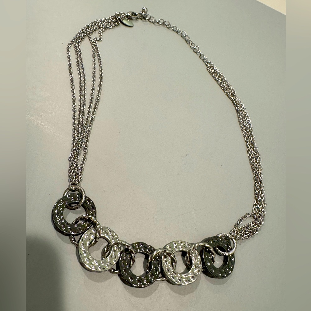 This is a really beautiful black and silver necklace.